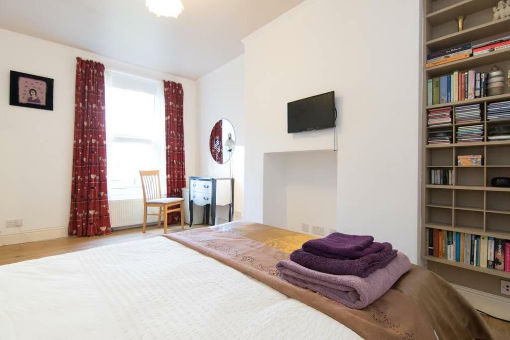 The Cottage. Woodlands, West End. Glasgow Ngoại thất bức ảnh